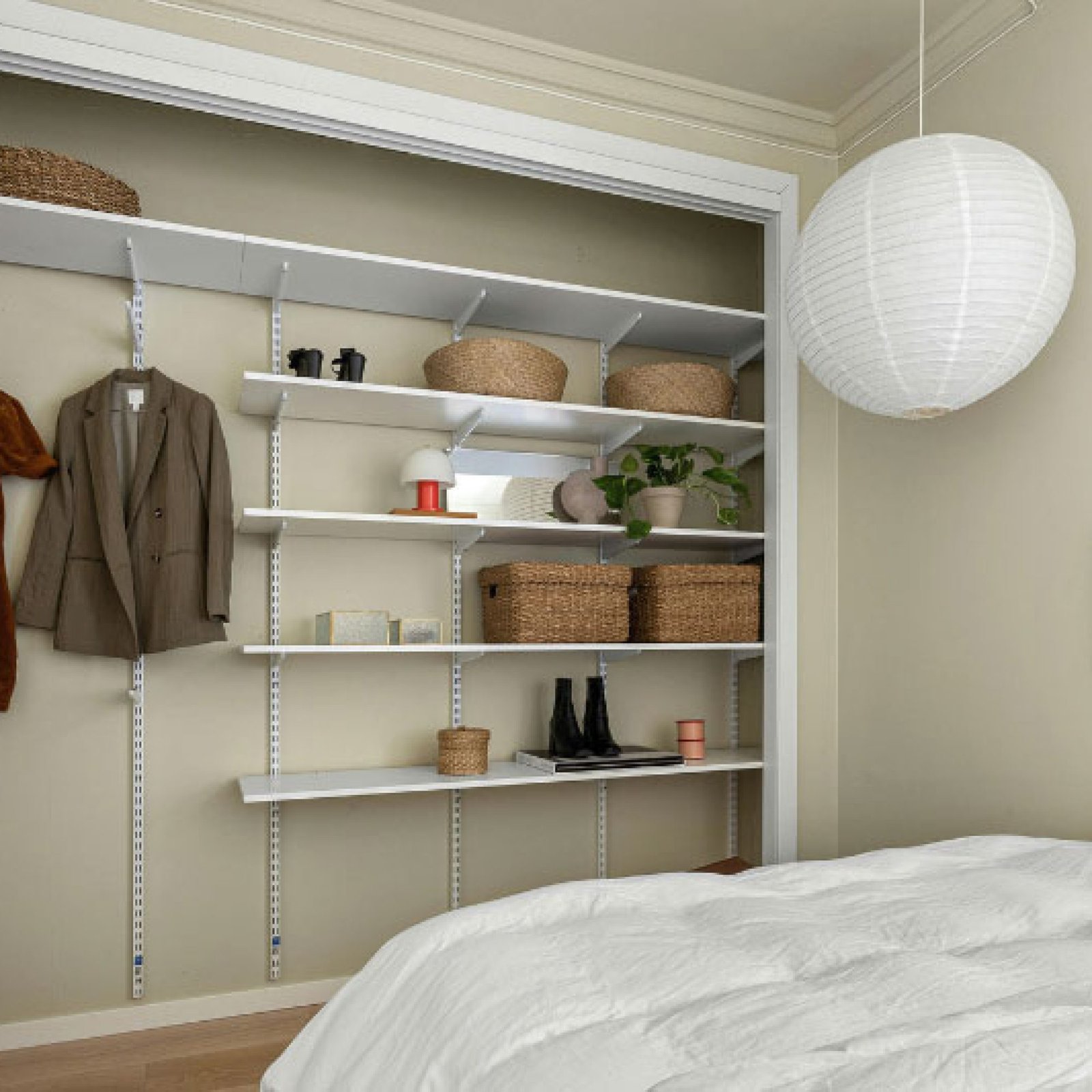 gallery06